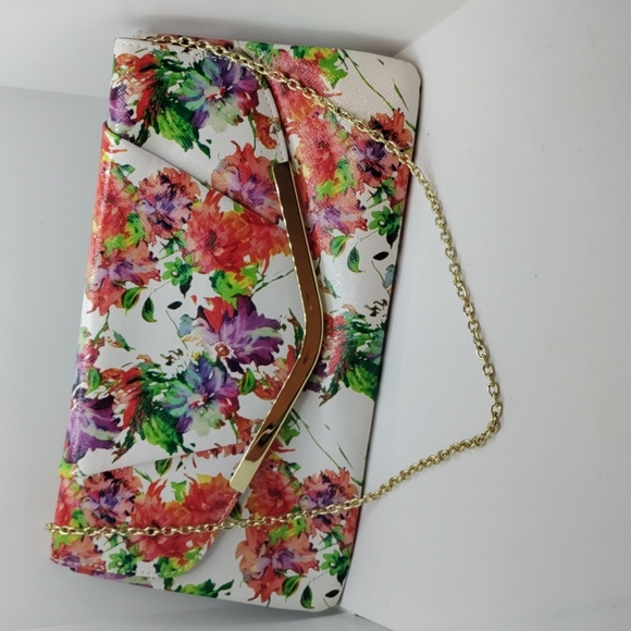 Floral Jessica McClintock Purse - Picture 2 of 6